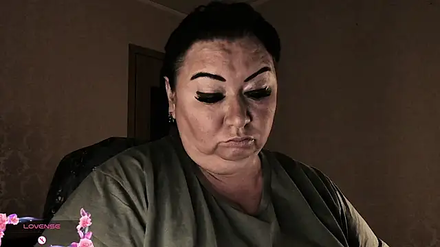 SexxyDreams1 online show from 12/20/25, 07:10