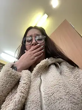 VikiDemi online show from 12/14/24, 10:24