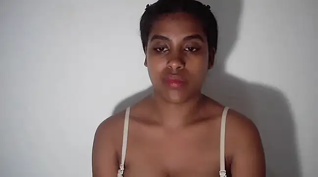 Snapshot of XIndian_Butterfly4uX chatting on 01/27/25, 01:26 XIndian Butterfly4uX online show from 01/27/25, 01:26