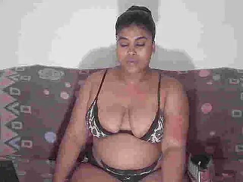 Snapshot of XIndian_Butterfly4uX chatting on 04/18/26, 06:01 XIndian Butterfly4uX online show from 04/18/26, 06:01