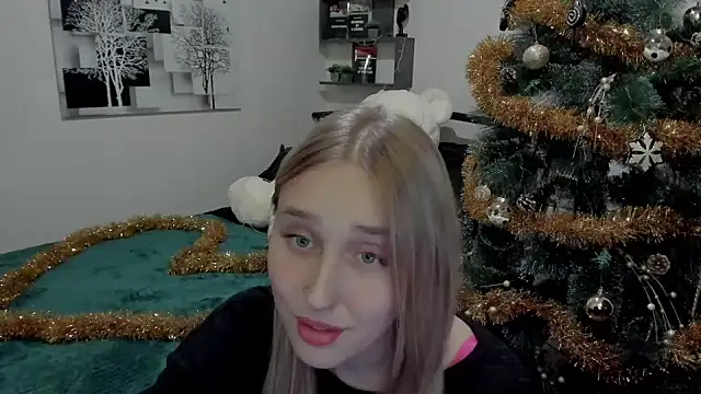 LinaTruly online show from 12/16/24, 07:21