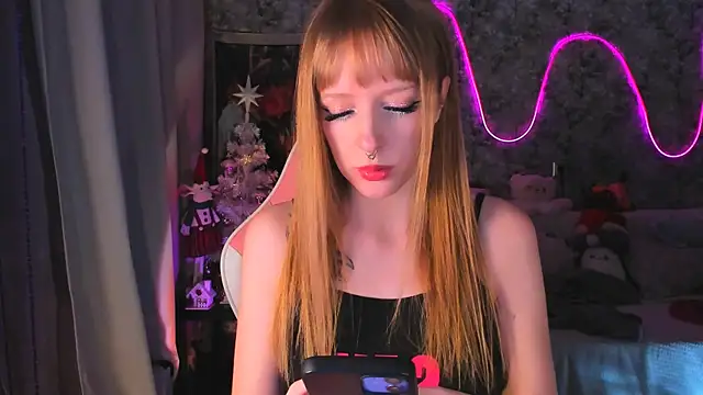 Snapshot of Inma_Lewdness chatting on 12/14/24, 03:25 Inma Lewdness online show from 12/14/24, 03:25