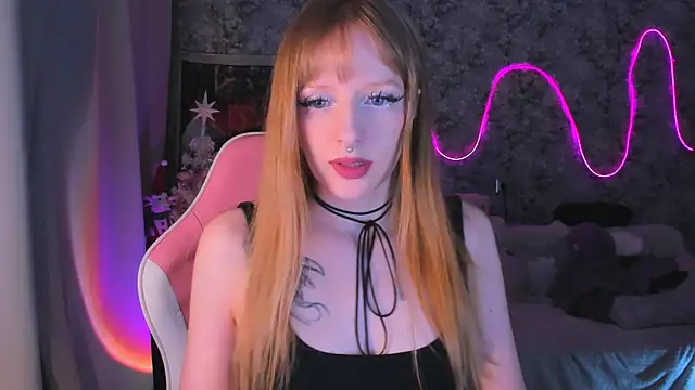 Snapshot of Inma_Lewdness chatting on 12/28/24, 05:57 Inma Lewdness online show from 12/28/24, 05:57