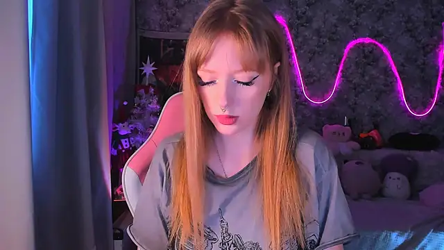 Snapshot of Inma_Lewdness chatting on 01/12/25, 10:56 Inma Lewdness online show from 01/12/25, 10:56