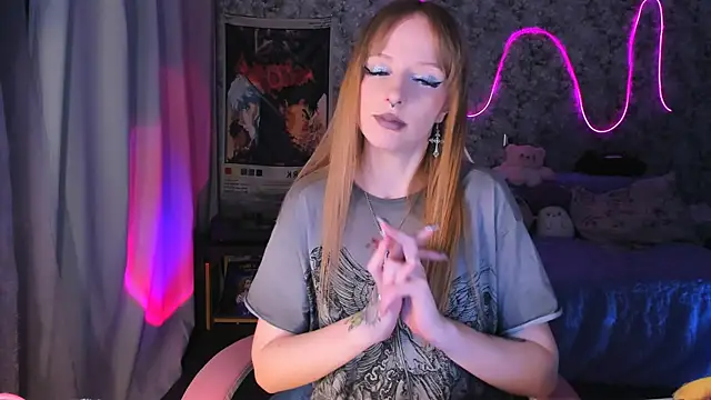 Snapshot of Inma_Lewdness chatting on 02/22/25, 11:24 Inma Lewdness online show from 02/22/25, 11:24