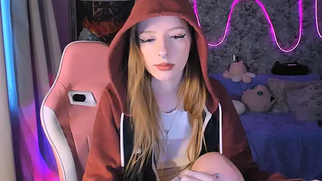 Snapshot of Inma_Lewdness chatting on 03/05/25, 12:22 Inma Lewdness online show from 03/05/25, 12:22