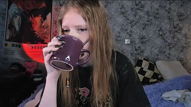 Snapshot of Inma_Lewdness chatting on 09/26/25, 12:20 Inma Lewdness online show from 09/26/25, 12:20