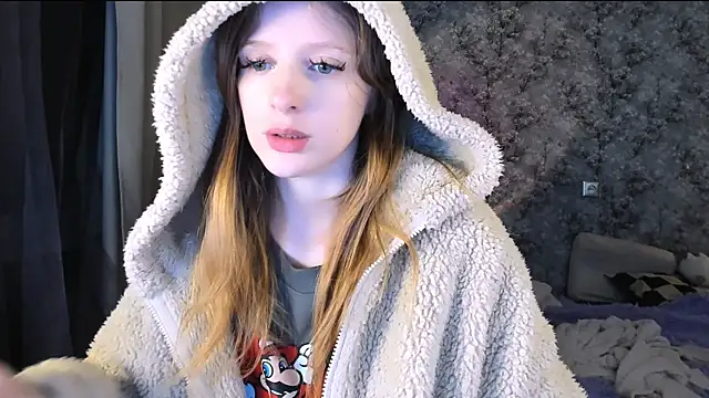 Snapshot of Inma_Lewdness chatting on 09/29/25, 08:35 Inma Lewdness online show from 09/29/25, 08:35