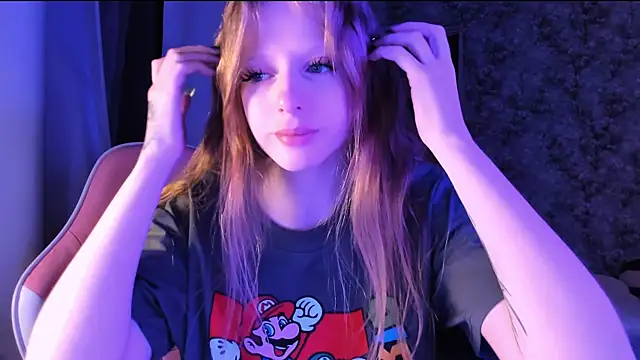 Snapshot of Inma_Lewdness chatting on 10/23/25, 08:51 Inma Lewdness online show from 10/23/25, 08:51