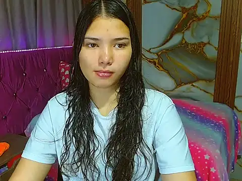 Snapshot of alissonwinx chatting on 07/19/26, 07:17 alissonwinx online show from 07/19/26, 07:17