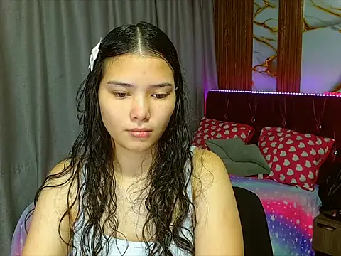 Snapshot of alissonwinx chatting on 07/27/26, 07:32 alissonwinx online show from 07/27/26, 07:32