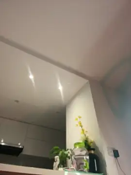 Snapshot of NicoleCut chatting on 04/17/26, 10:07 NicoleCut online show from 04/17/26, 10:07