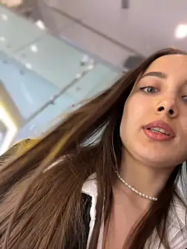 Snapshot of VelvetVixenI chatting on 04/30/26, 04:46 VelvetVixenI online show from 04/30/26, 04:46