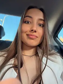 Snapshot of VelvetVixenI chatting on 06/19/26, 04:44 VelvetVixenI online show from 06/19/26, 04:44
