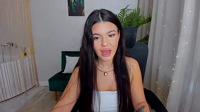 AlluringAriel online show from 03/13/25, 12:46