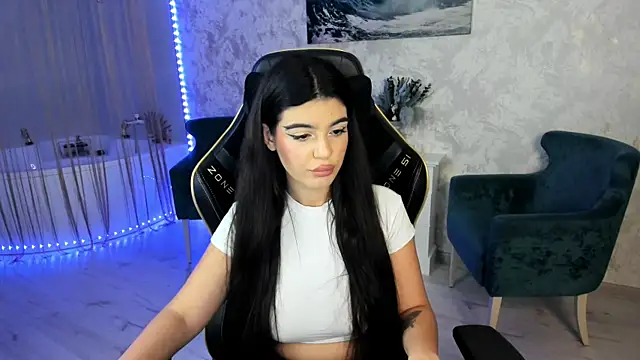 AlluringAriel online show from 09/25/25, 02:10