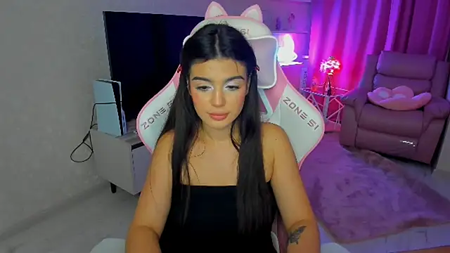 AlluringAriel online show from 09/28/25, 07:41