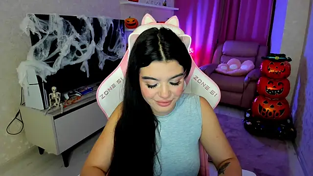 AlluringAriel online show from 10/24/25, 07:32