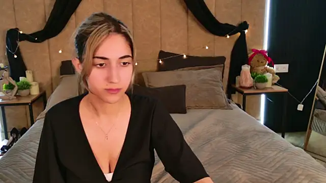 Teresa Stane online show from 03/19/25, 11:39