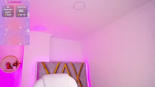 Aurora Brownn online show from 02/01/25, 04:14