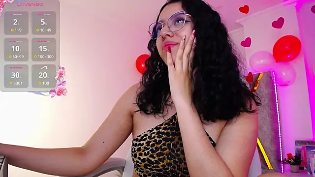 Aurora Brownn online show from 02/19/25, 07:17