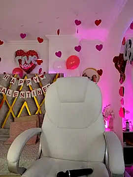 Aurora Brownn online show from 02/19/25, 10:23