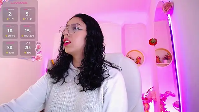 Aurora Brownn online show from 03/03/25, 04:03