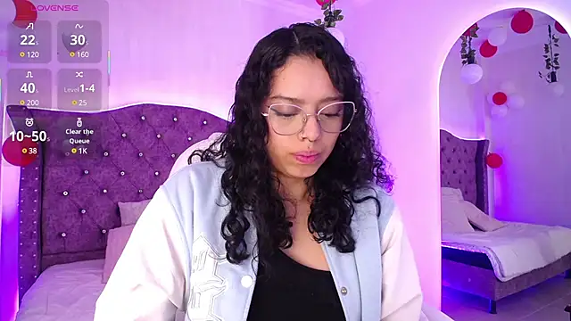 Aurora Brownn online show from 03/17/25, 02:08