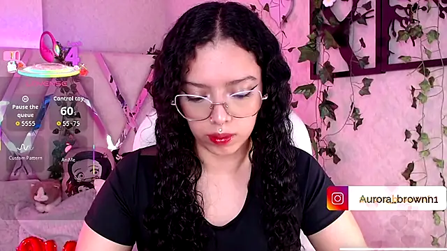 Aurora Brownn online show from 11/20/25, 04:23