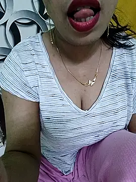 Snapshot of Haniya-143 chatting on 07/16/26, 08:59 Haniya-143 online show from 07/16/26, 08:59