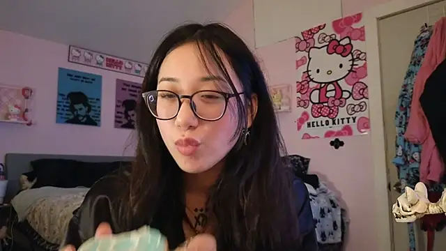 Snapshot of tokyobaby chatting on 01/31/25, 02:58 tokyobaby online show from 01/31/25, 02:58