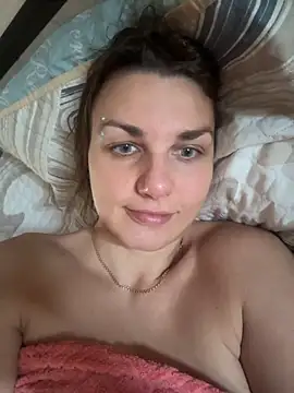 Snapshot of Magic__smile chatting on 11/03/25, 03:52 Magic smile online show from 11/03/25, 03:52