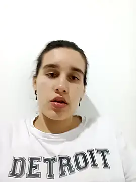 Snapshot of Keidy_rojas1 chatting on 02/17/25, 02:31 Keidy rojas1 online show from 02/17/25, 02:31