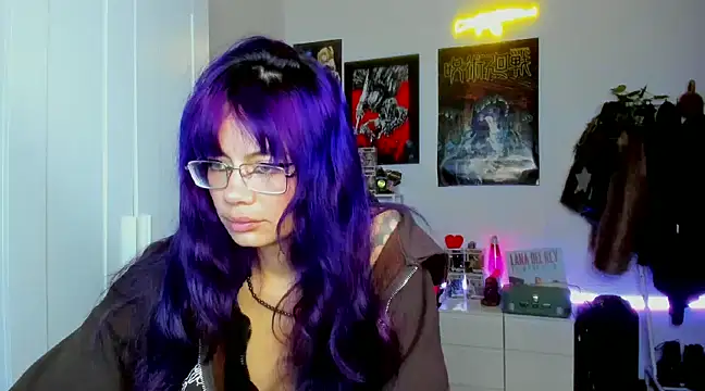 Snapshot of _sakae_ chatting on 01/24/25, 06:35 sakae online show from 01/24/25, 06:35