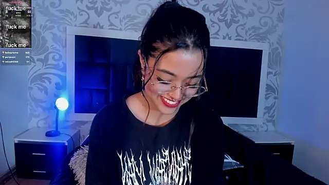 Ariana Pierce online show from 12/30/24, 06:09