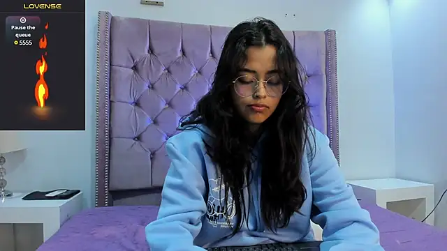 Ariana Pierce online show from 02/19/25, 04:01