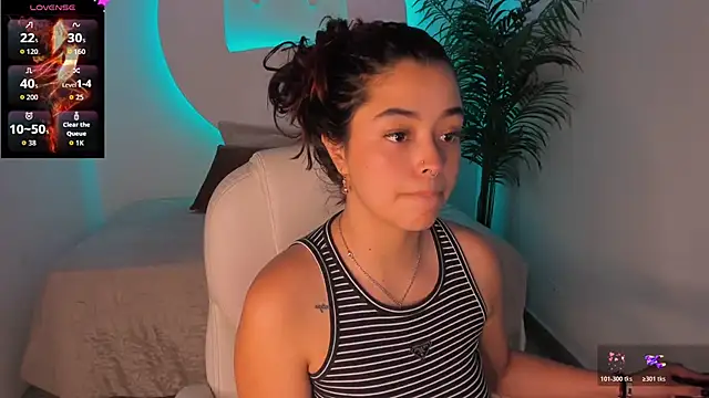 Ariana Pierce online show from 10/21/25, 12:50