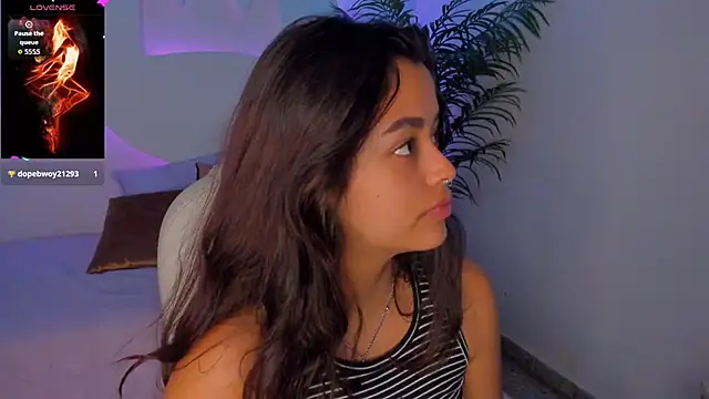 Ariana Pierce online show from 11/21/25, 12:26