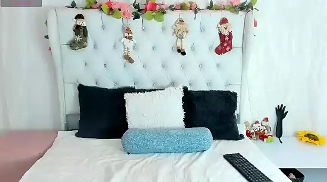 Snapshot of Valerik_cano1 chatting on 12/26/24, 12:16 Valerik cano1 online show from 12/26/24, 12:16