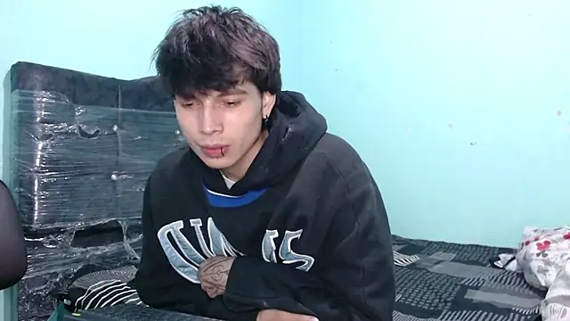 pervertsteens3 online show from 10/22/25, 04:13