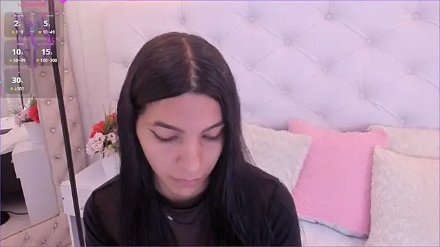 anchela-garcia1 online show from 03/11/25, 12:17