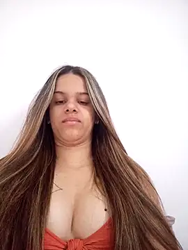 Snapshot of princesaa98 chatting on 11/13/25, 10:25 princesaa98 online show from 11/13/25, 10:25