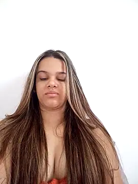 Snapshot of princesaa98 chatting on 11/21/25, 10:25 princesaa98 online show from 11/21/25, 10:25