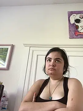 littlemissbabycakes online show from 06/05/26, 10:37
