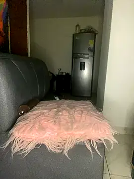 Snapshot of BBC-XXL chatting on 10/15/25, 09:20 BBC-XXL online show from 10/15/25, 09:20