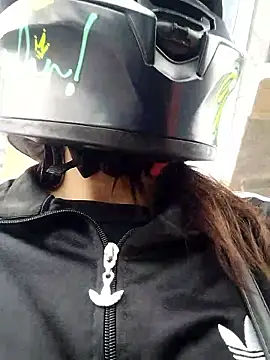 mariana 21x online show from 10/14/25, 01:12