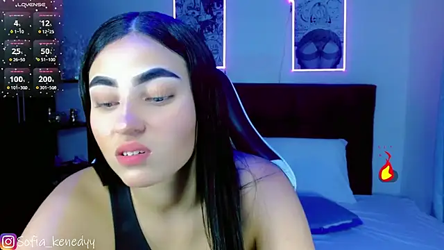 Snapshot of Sofia_kenedyy chatting on 02/07/25, 09:04 Sofia kenedyy online show from 02/07/25, 09:04