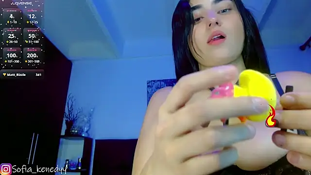 Snapshot of Sofia_kenedyy chatting on 02/21/25, 03:34 Sofia kenedyy online show from 02/21/25, 03:34
