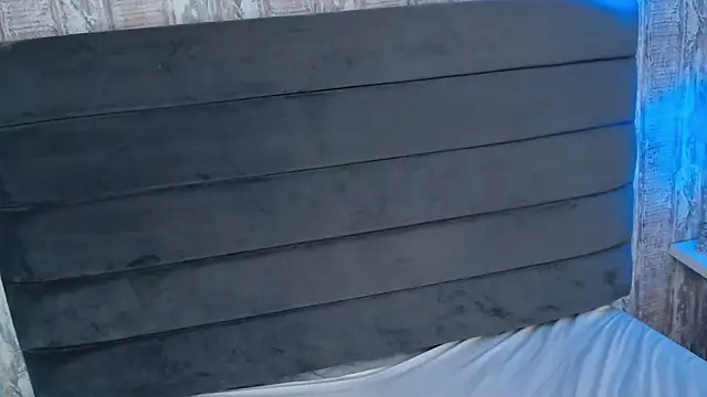 CrystalWoods94 online show from 09/29/25, 01:49