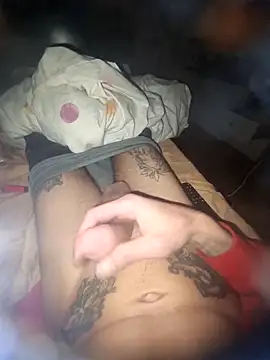 Snapshot of sweet24c chatting on 12/24/24, 02:43 sweet24c online show from 12/24/24, 02:43